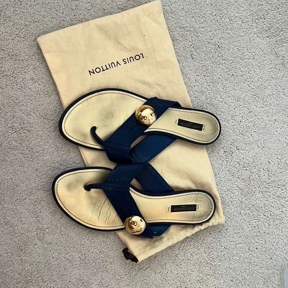 Louis Vuitton flat sandals
